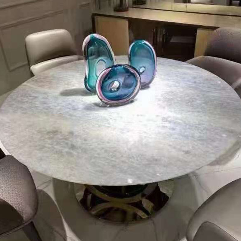 Mesa de losa de estilo nórdico con canicas de cristal Aura azul brasileño