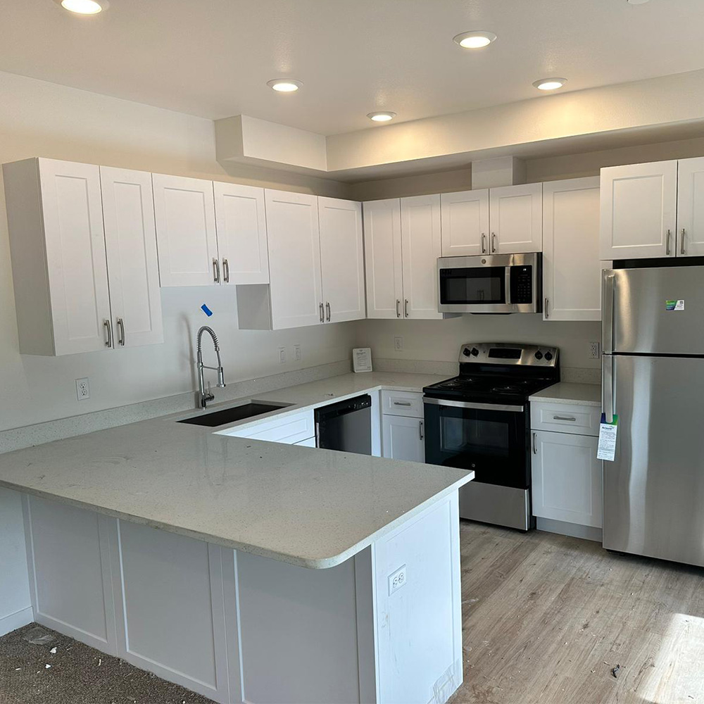 1011 Crystal White Quartz Countertops Slab Milky Wholesale