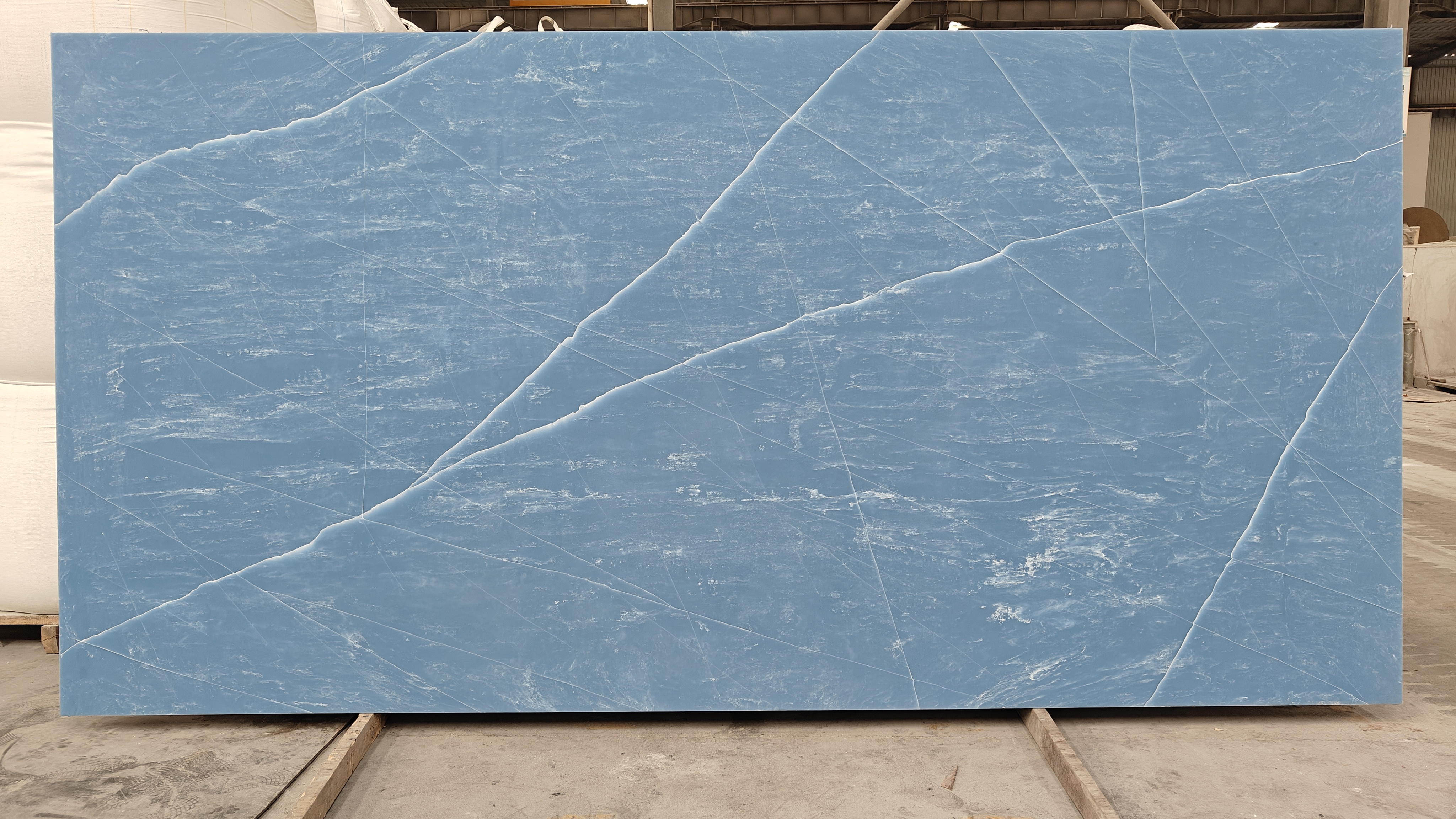  Quartz Slabs
