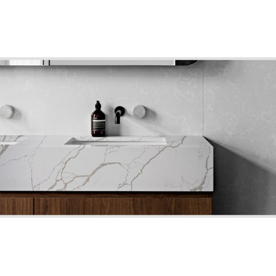 5068 Calacatta Venato Quartz