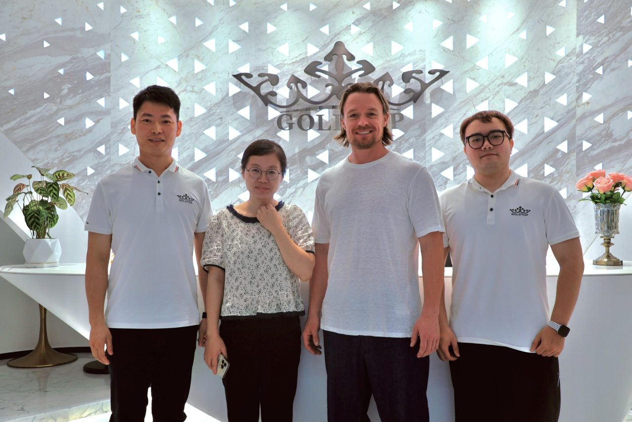 Goldtop Stone da la bienvenida a sus valiosos huéspedes de Melbourne